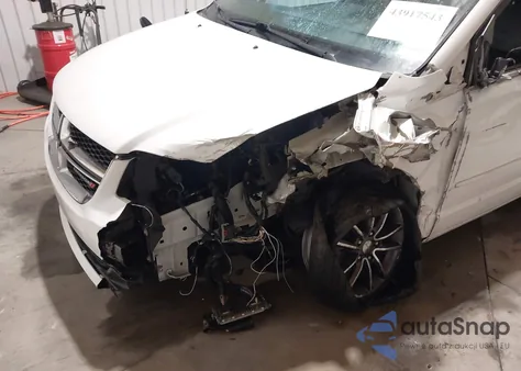 2017 Dodge Grand Caravan Sxt из США, поврежденный, VIN 2C4RDGCG2HR660782